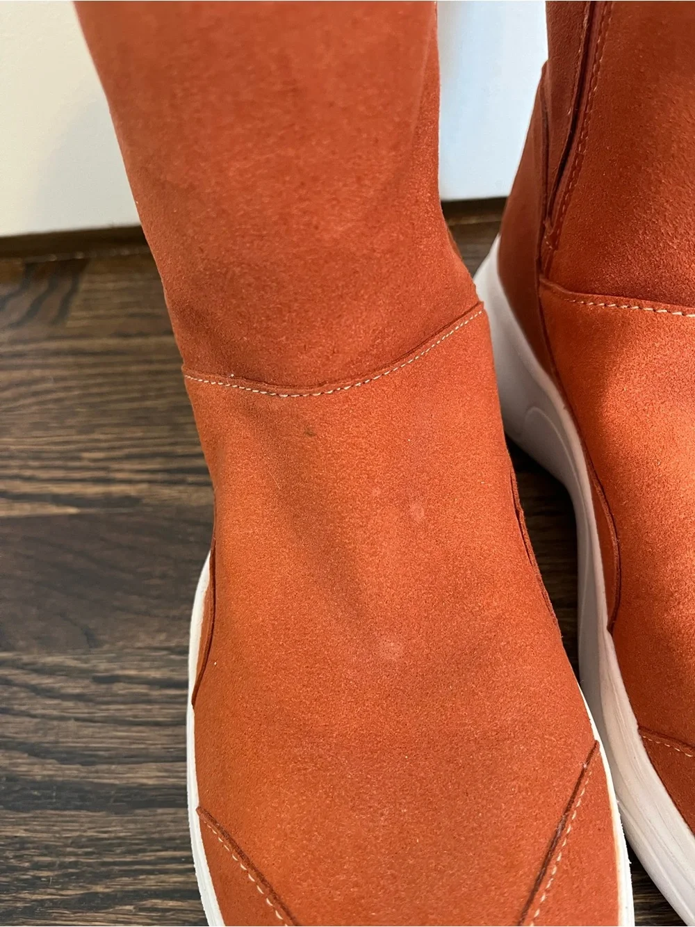 UIN Women's Orange Suede Faux-Fur Winter Zip Boots size 7.5